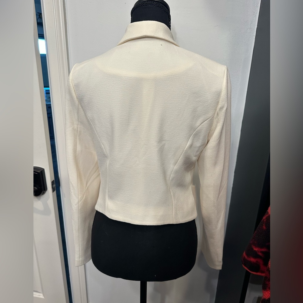Cream Blazer - Picture 2 of 3